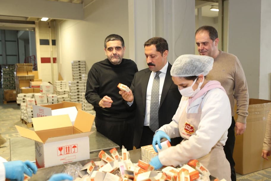 Hatay Valisi Mustafa Masatlı Öksüzler üretim tesisini incelerken